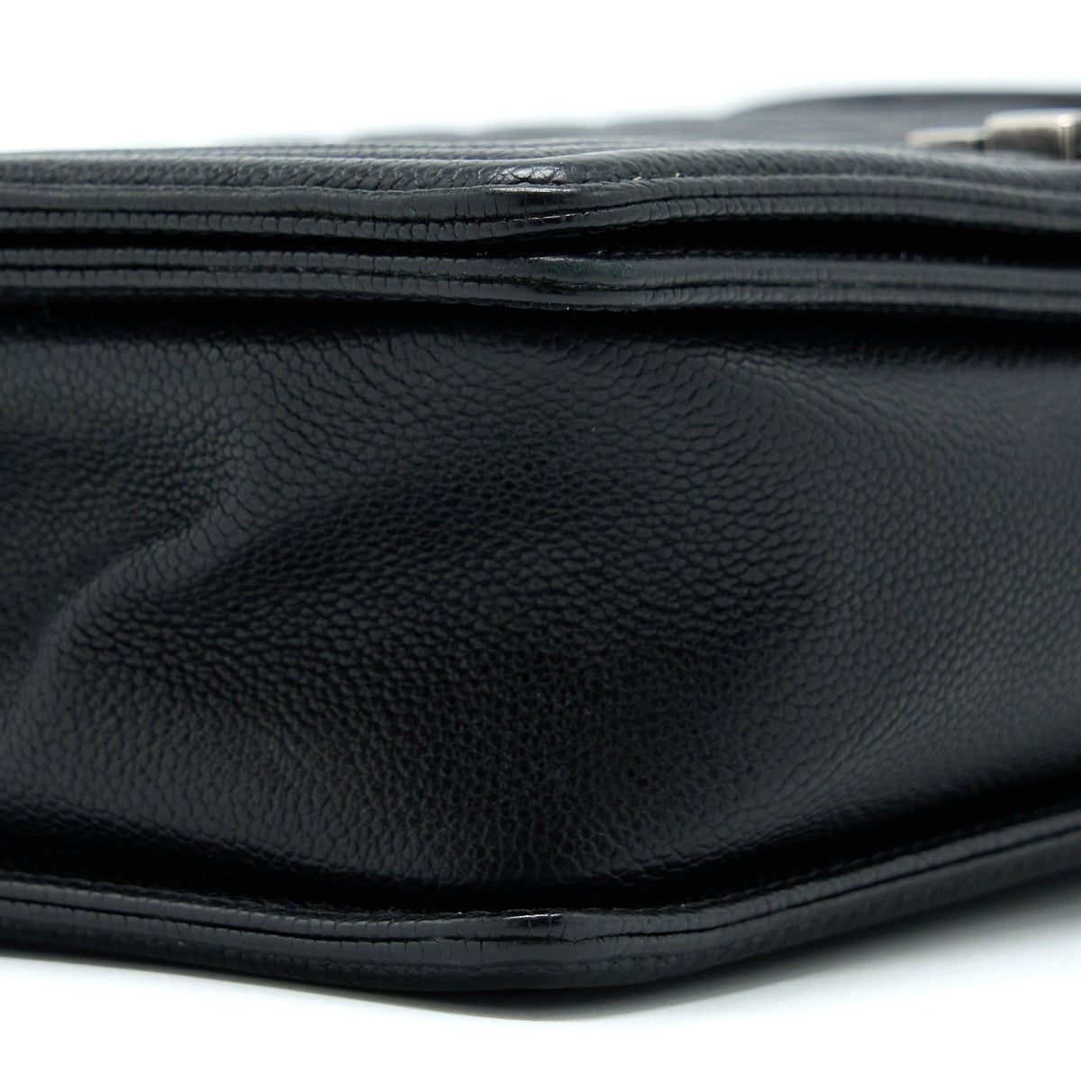 Chanel New Medium 28cm Boy Bag Caviar Black Ruthenium SHW