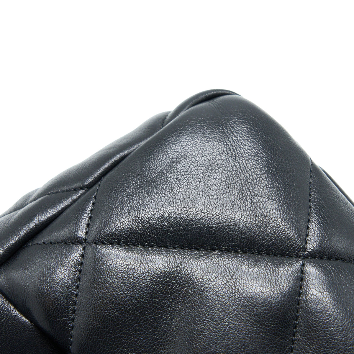 Chanel Small 19 Bag Lambskin Black Multicolour Hardware