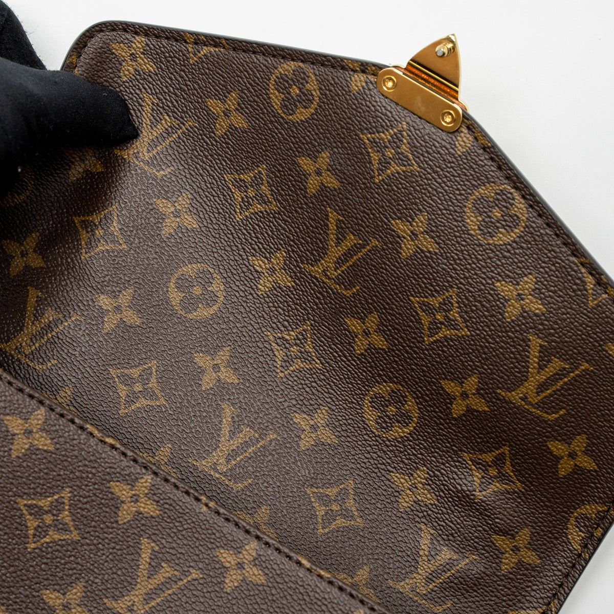 Louis Vuitton Pochette Métis Monogram Canvas GHW (New Version)