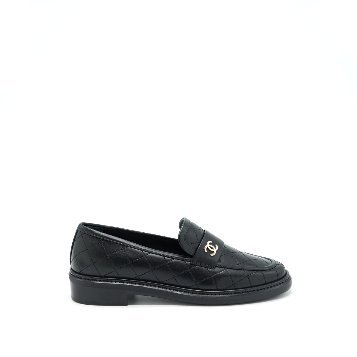 Chanel Size 37 Quilted Leather With CC Logo Loafer Black LGHW