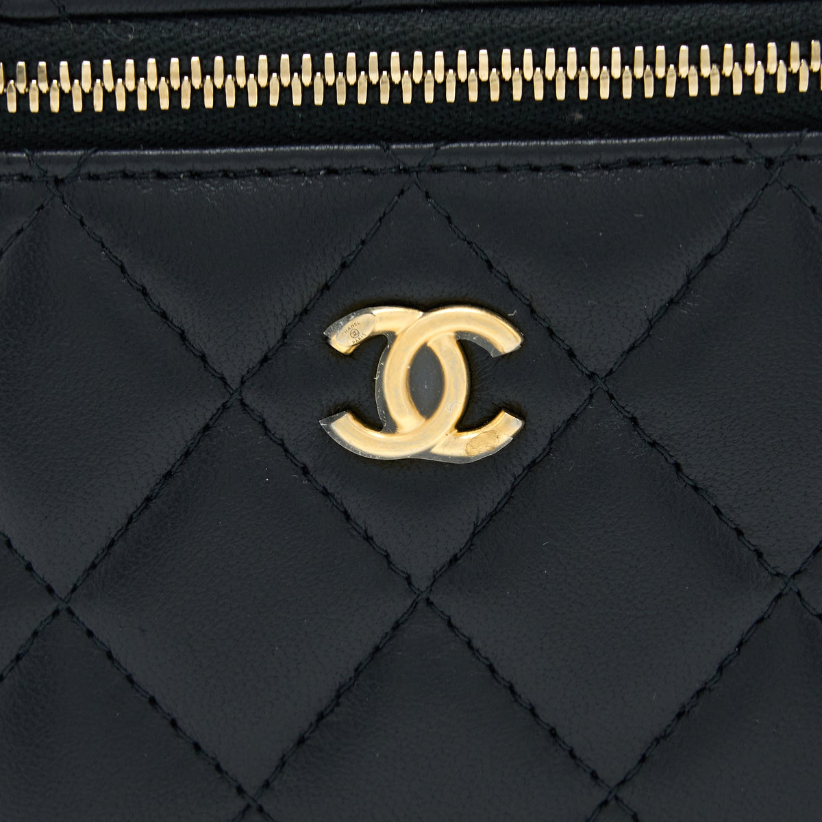 Chanel Pearl Crush Mini Vanity with Chain Lambskin Black GHW (Microchip)