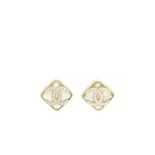 Chanel 22S Quilted CC Logo Earring Light Gold Tone