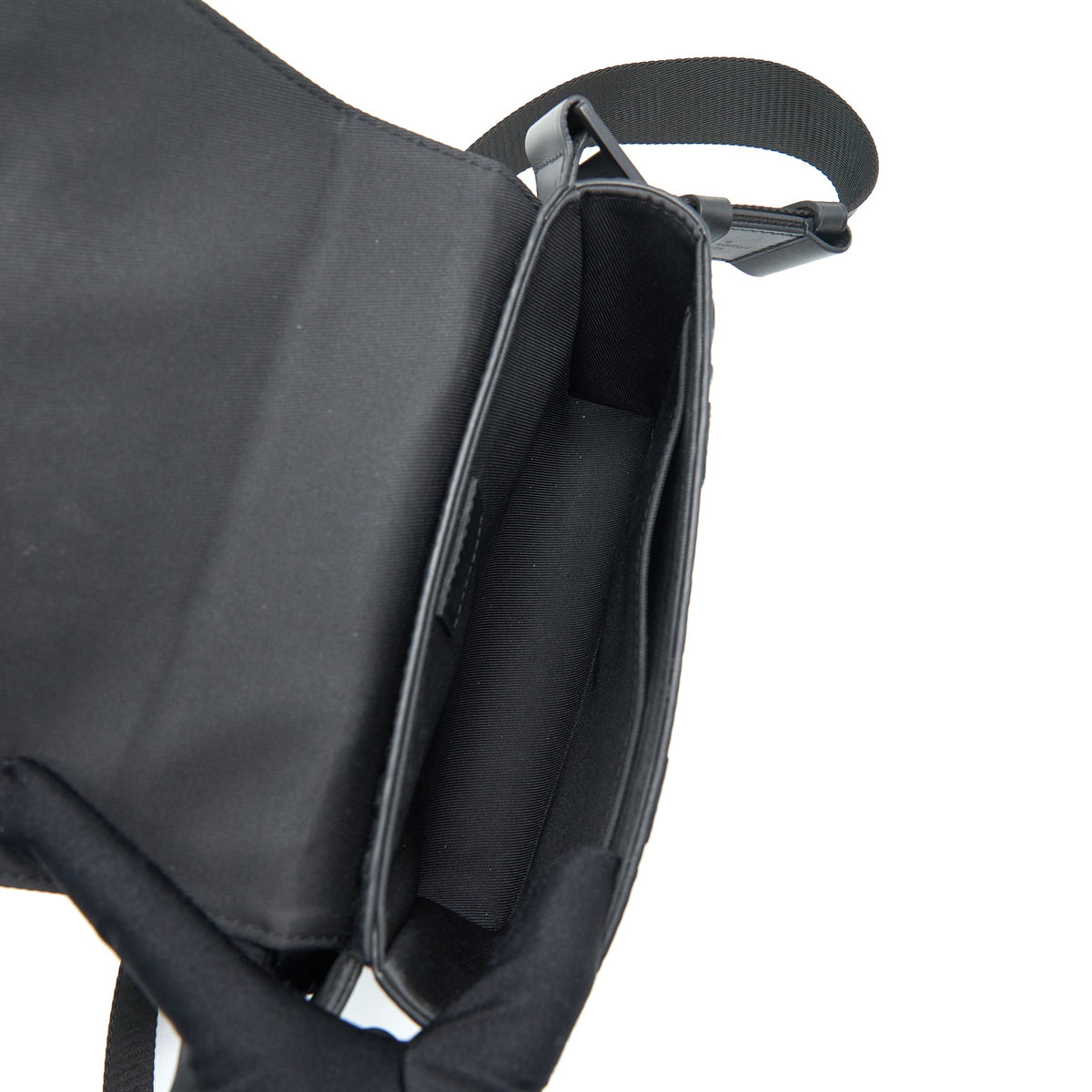 Louis Vuitton Trunk Slingbag Black