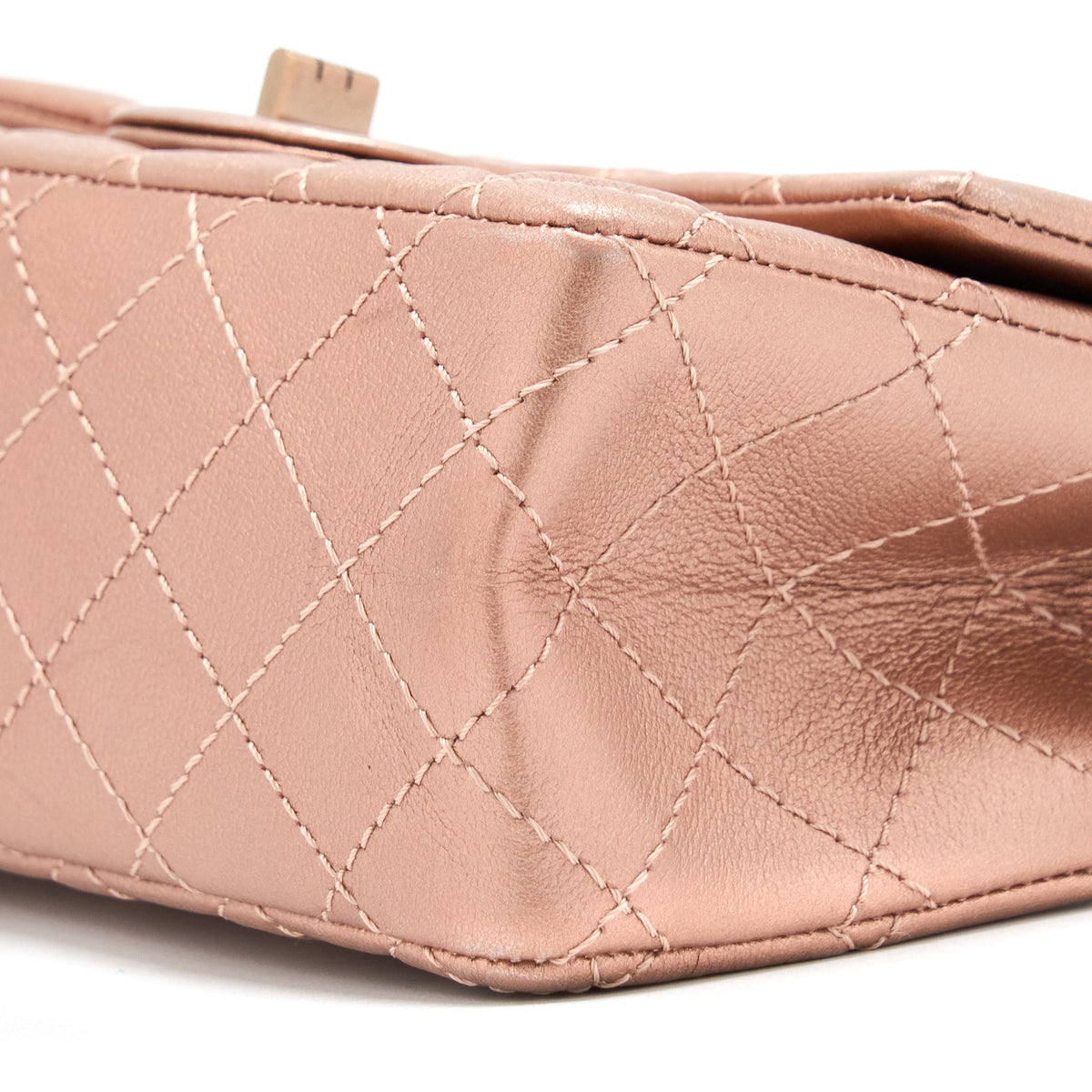 Chanel Mini 2.55 Reissue Flap Bag Calfskin Metallic Pink Brushed Gold (Microchip)
