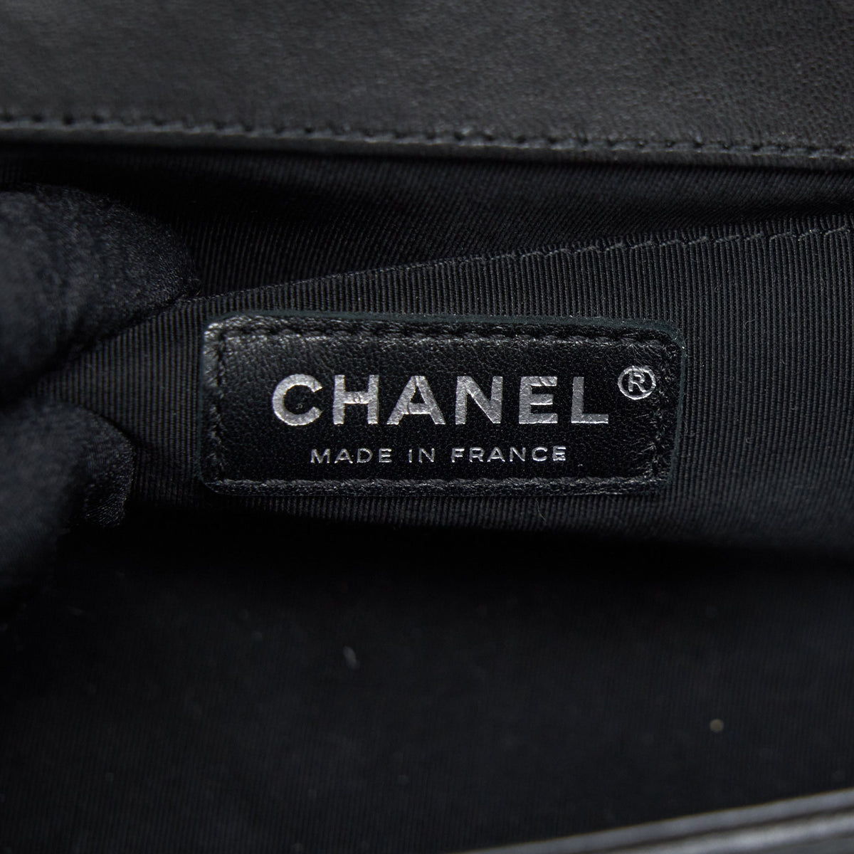 Chanel Medium Boy Bag Lambskin Black Ruthenium Sliver Hardware