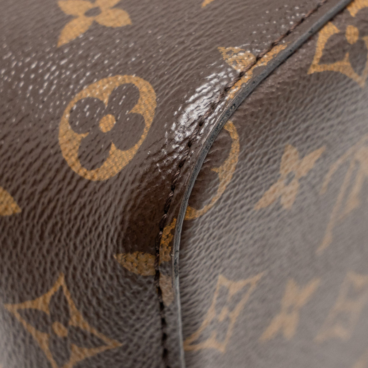 LOUIS VUITTON Neo Noe Monogram Canvas Red GHW