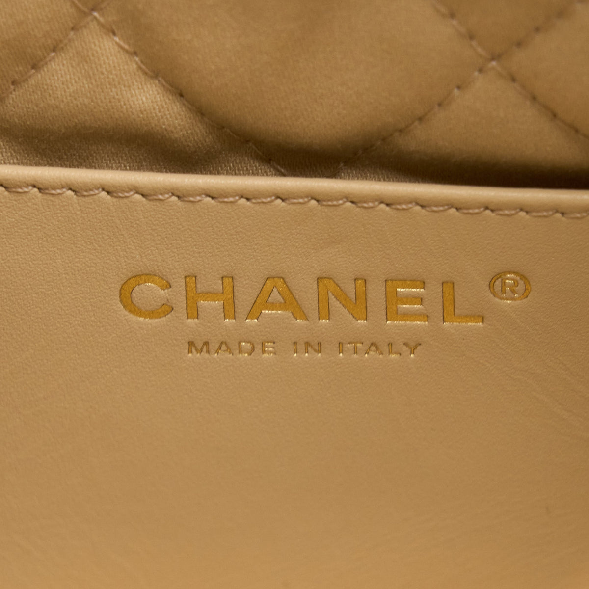Chanel Mini 22 Bag Shiny Calfskin White Brushed GHW (Microchip)