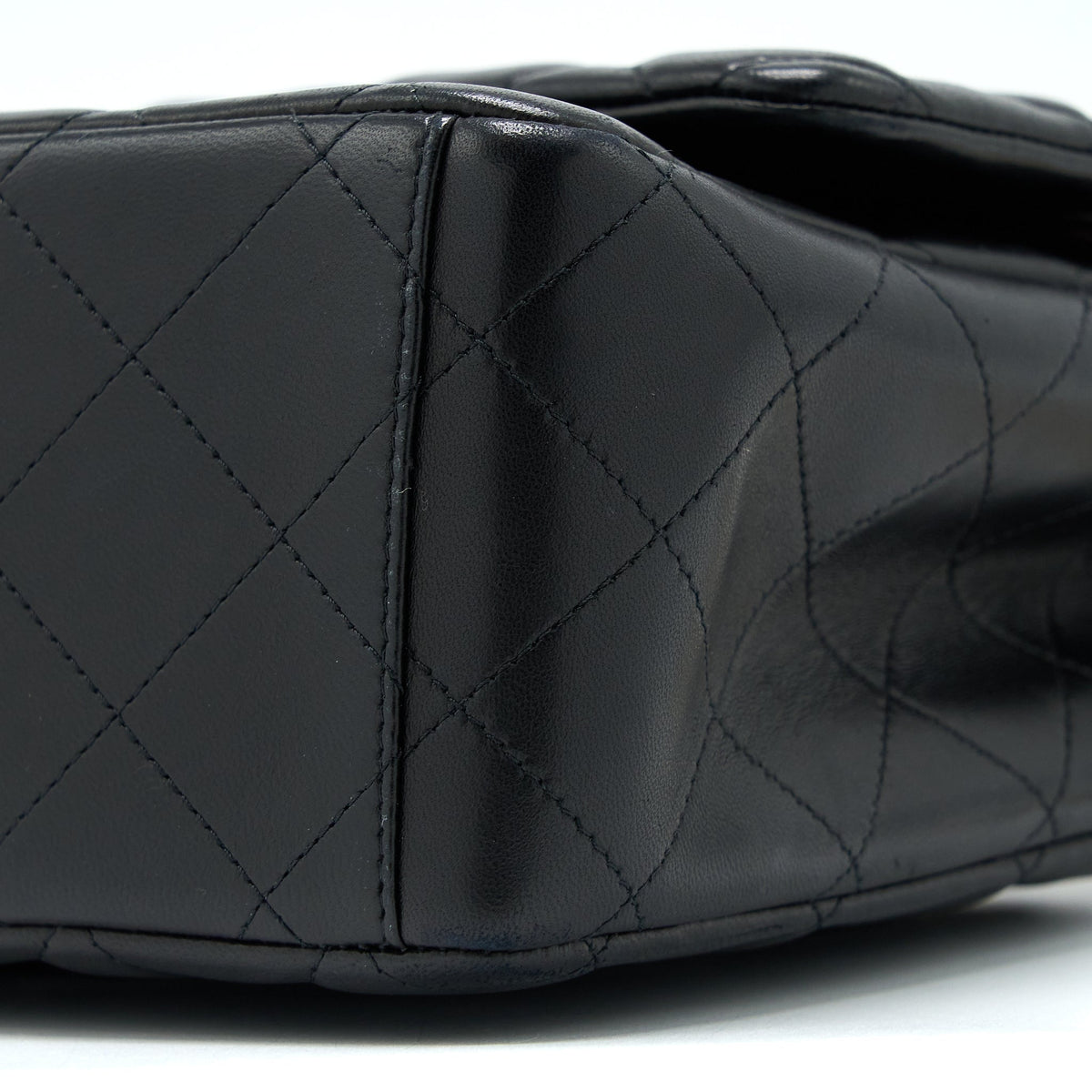 Chanel Maxi Classic Double Flap Bag Lambskin Black GHW
