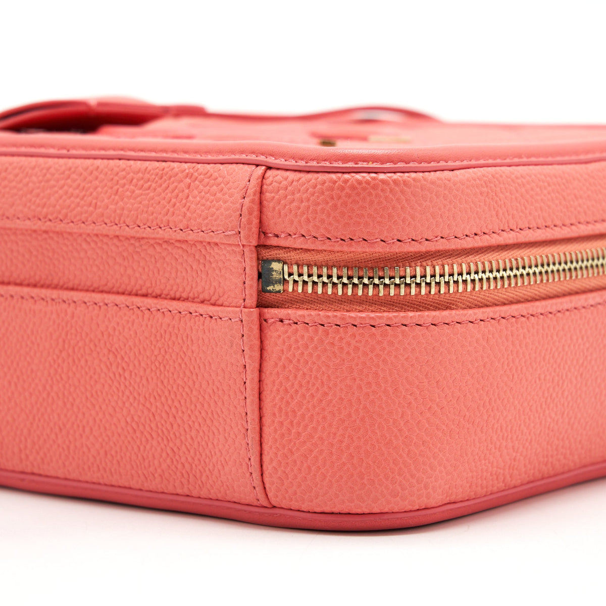 Chanel Vanity Case Medium Caviar Pink GHW