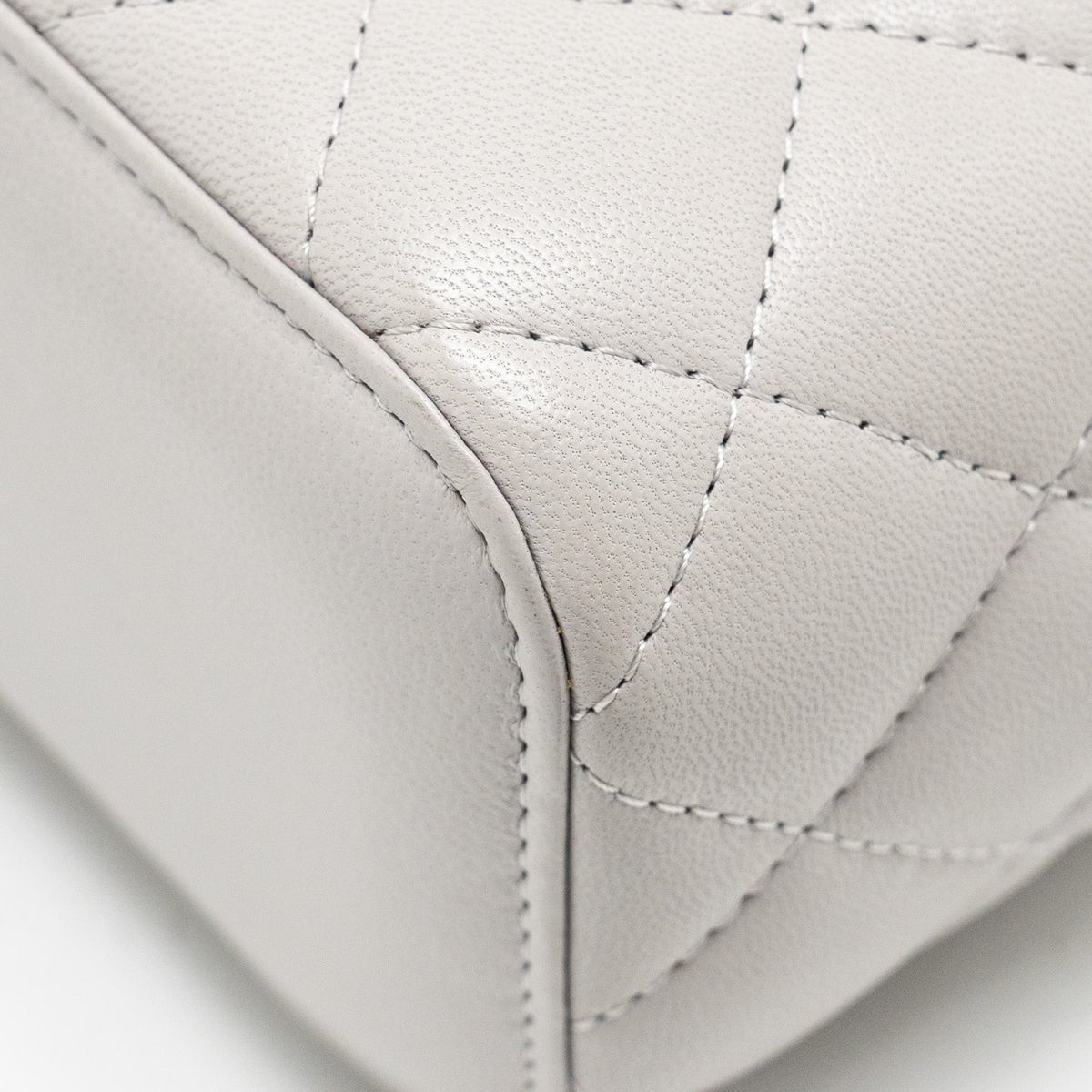 Chanel Top Handle Mini Vanity Case Lambskin Light Grey GHW