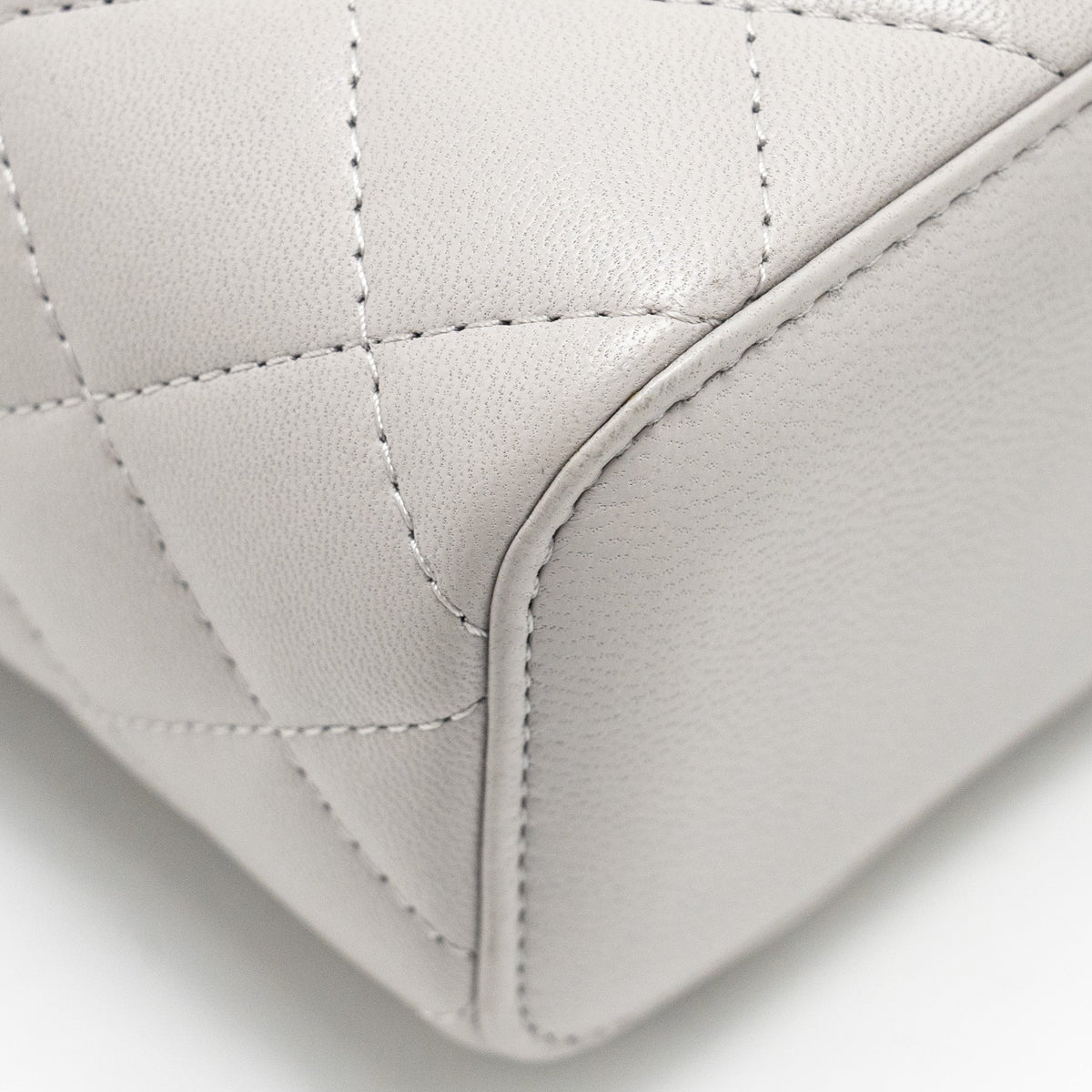 Chanel Top Handle Mini Vanity Case Lambskin Light Grey GHW