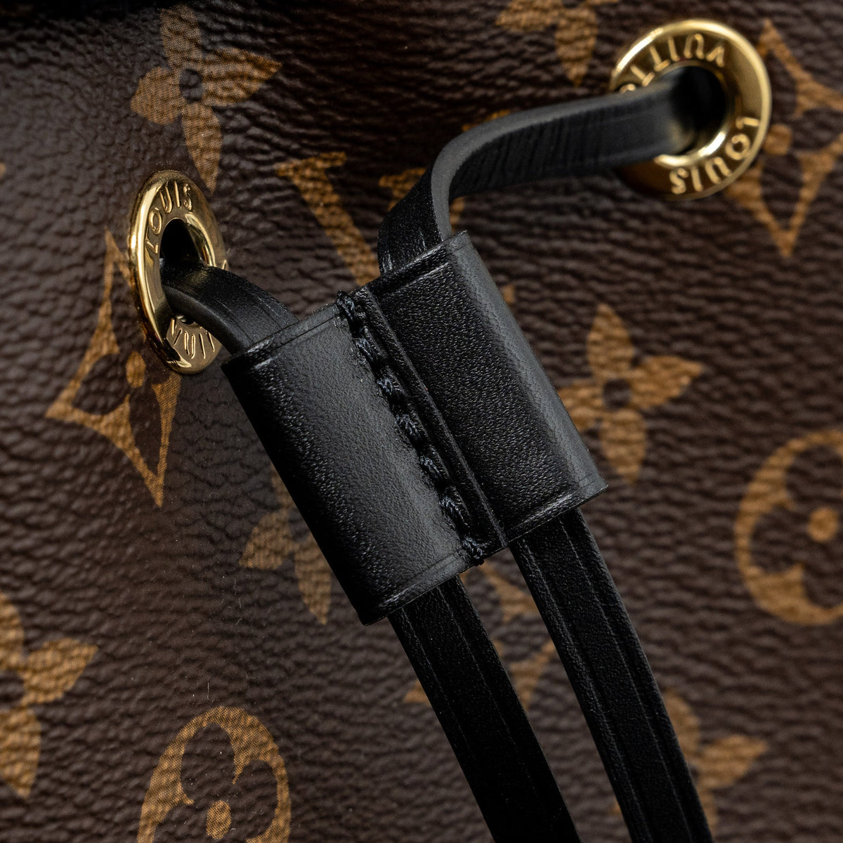 Louis Vuitton Neonoe Monogram Canvas Black GHW (New Version)