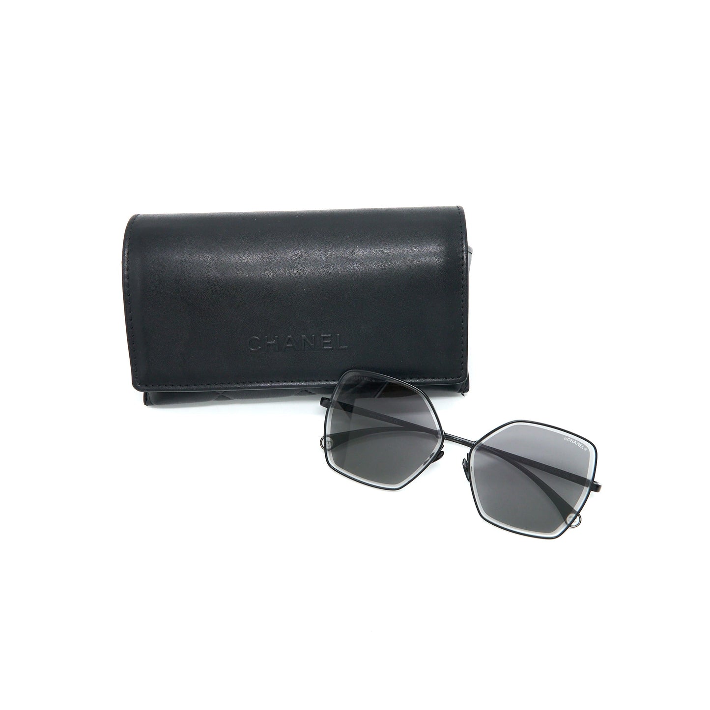 Chanel 4262 Butterfly Sunglasses Pearl Chain Black Black Hardware