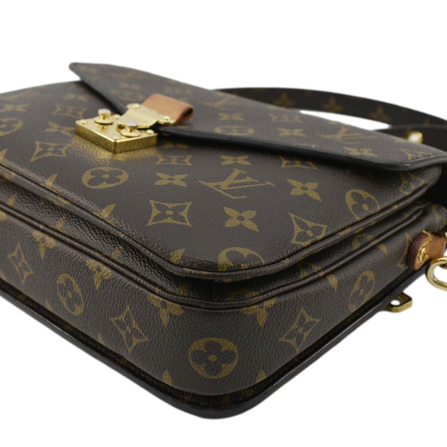 LOUIS VUITTON Metis Pochette Monogram Canvas Crossbody Bag Brown