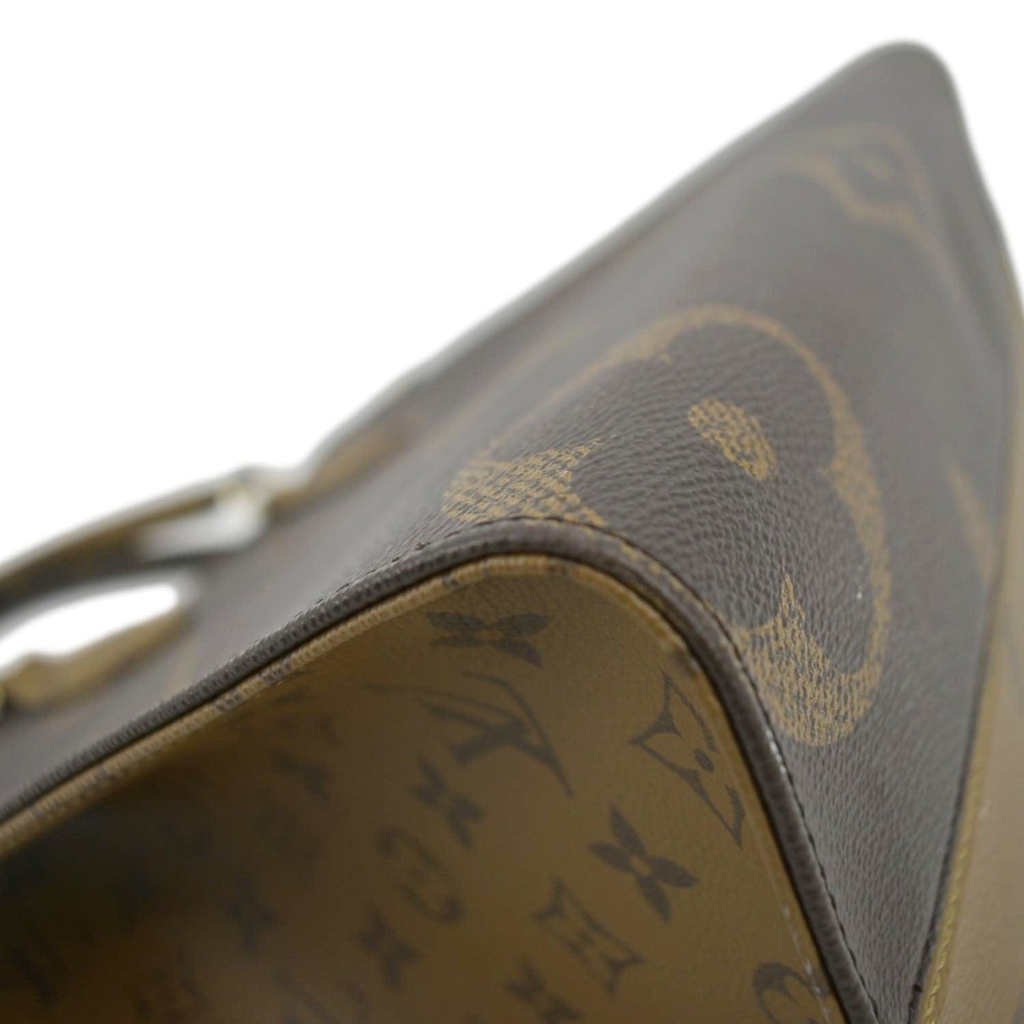 LOUIS VUITTON Onthego MM Giant Monogram Canvas Tote Shoulder Bag Brown