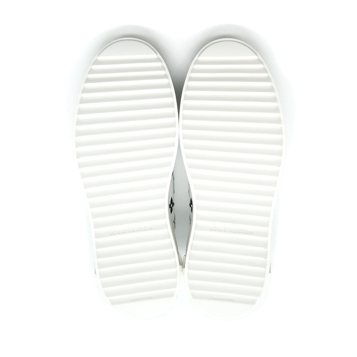 Louis Vuitton time Out Sneaker size 37