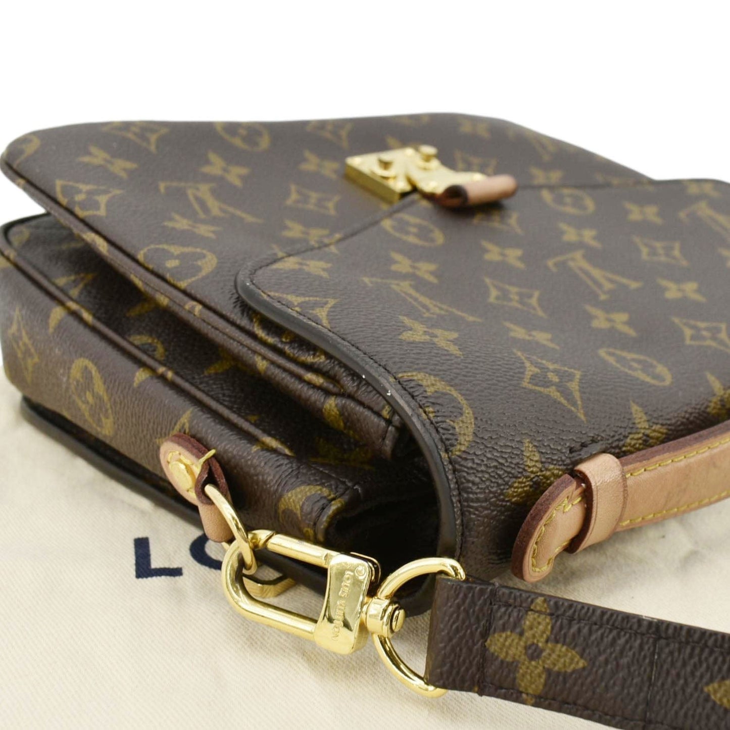 LOUIS VUITTON Metis Pochette Monogram Canvas Crossbody Bag Brown