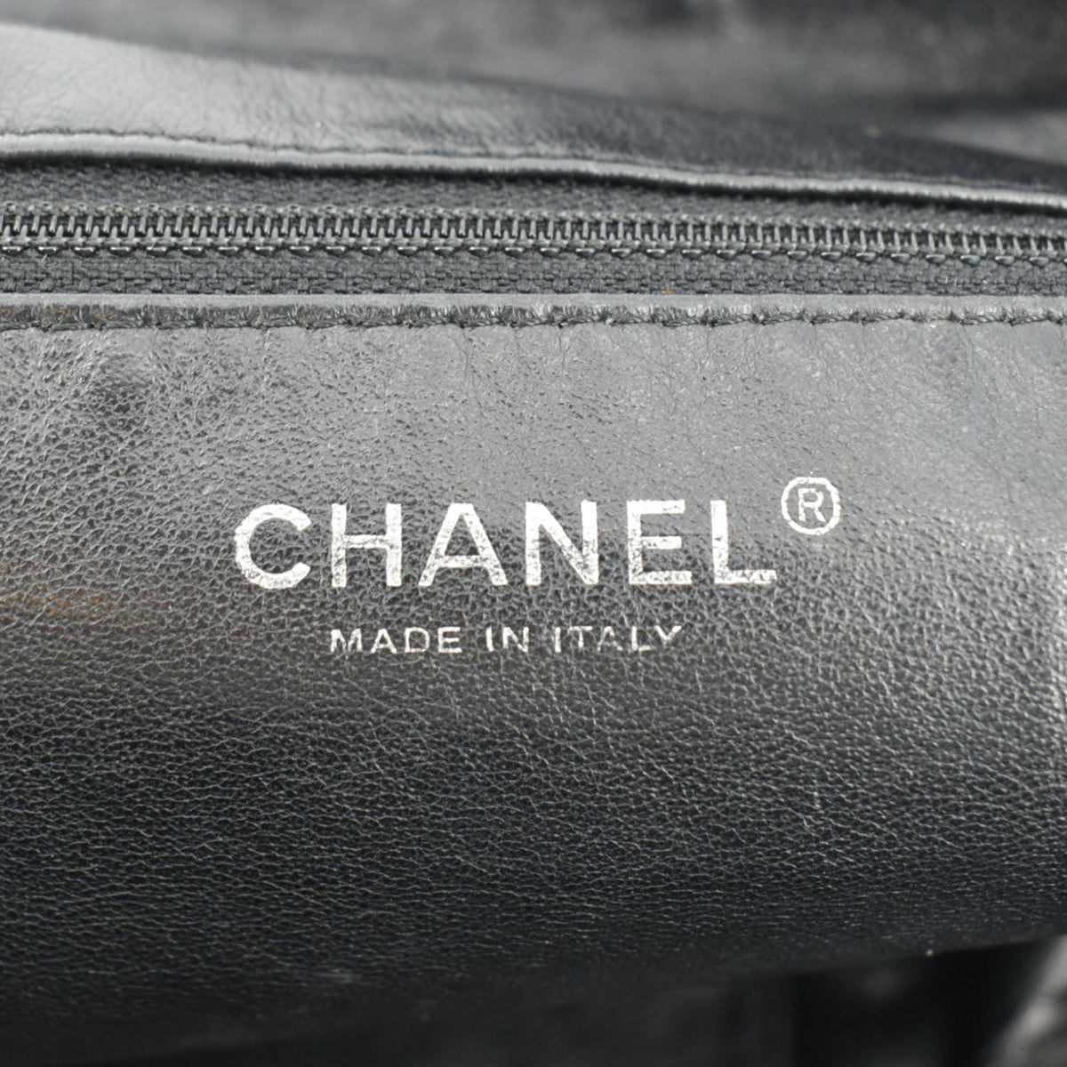 CHANEL Modern Chain Calfskin Leather Hobo Bag Black