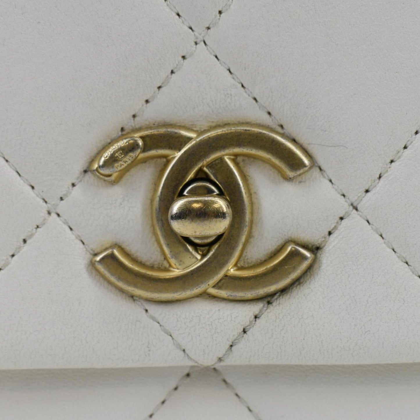 CHANEL Side Note Flap Quilted Leather Crossbody Bag Off White