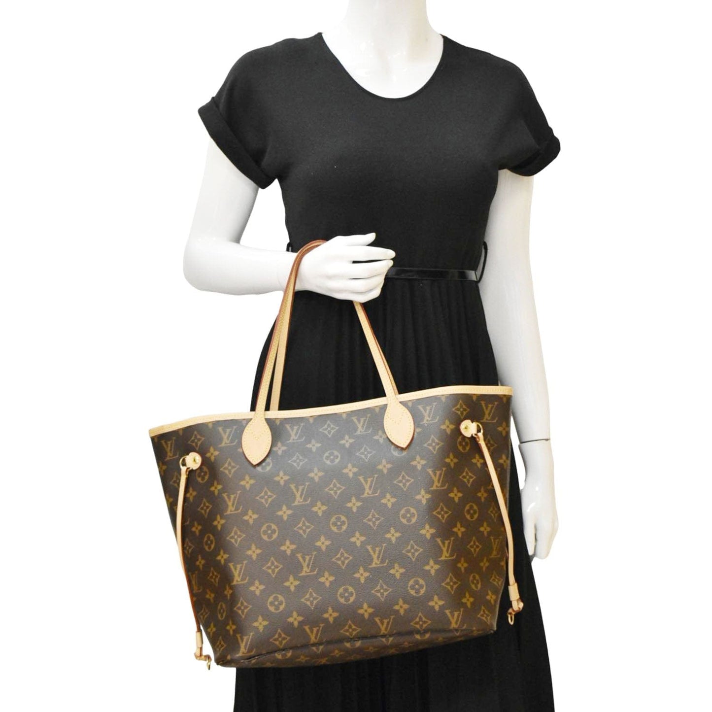 LOUIS VUITTON Neverfull MM Monogram Canvas Tote Bag Fuschia