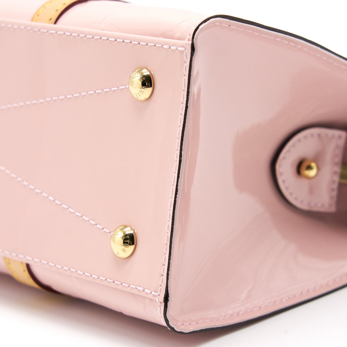Louis Vuitton Neo Triangle MV