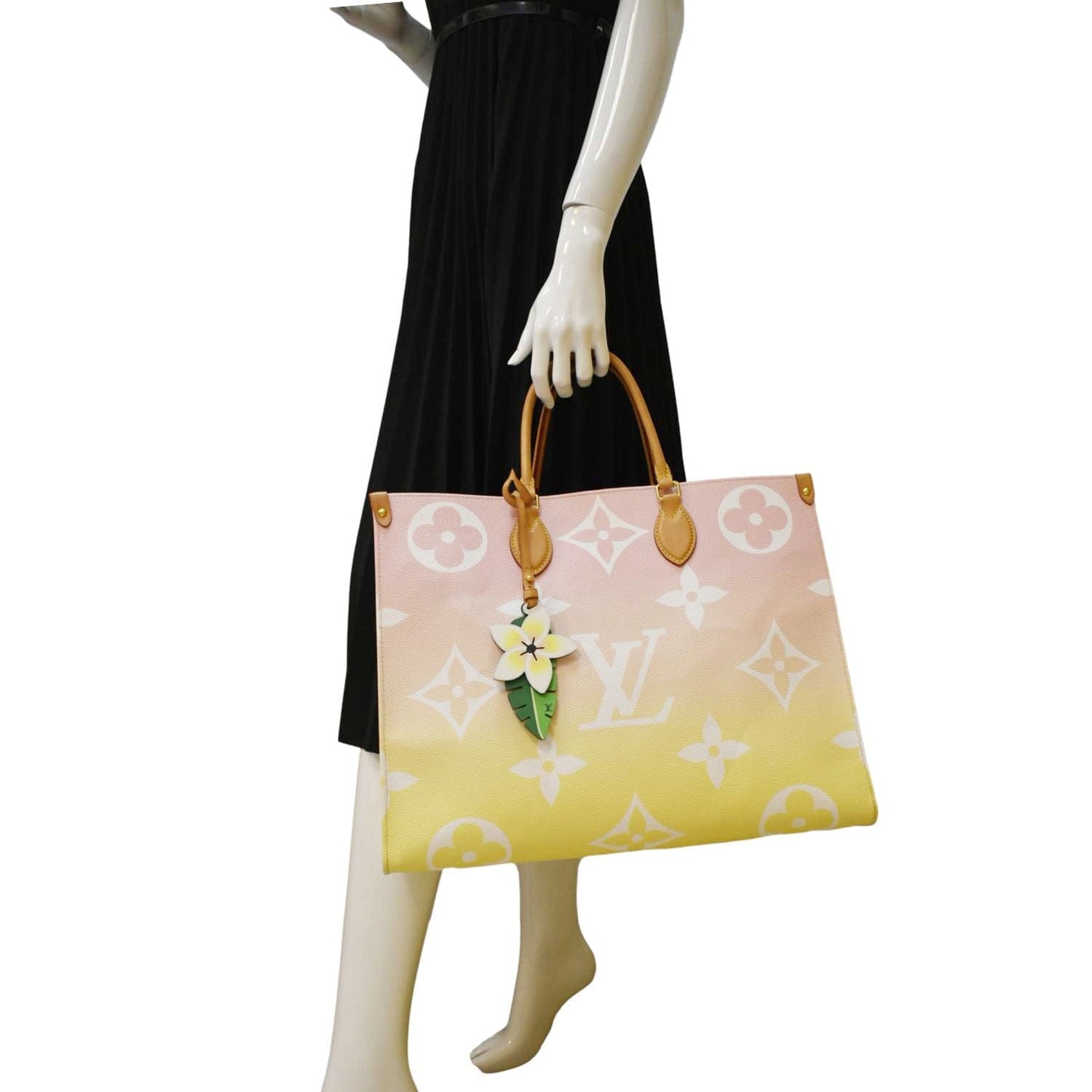 LOUIS VUITTON Pool Onthego GM Monogram Canvas Tote Bag Pink