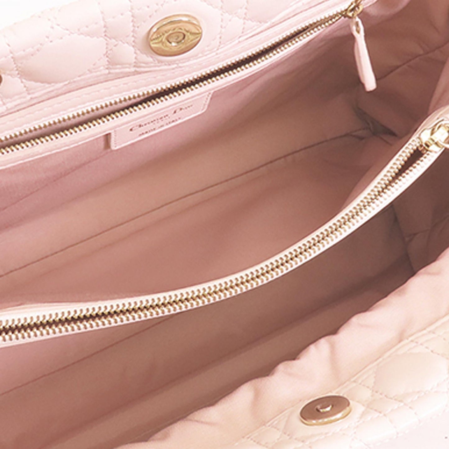 Dior Medium Lambskin Cannage Lady Dior Soft Shopping Tote (SHG-cZhMo2)