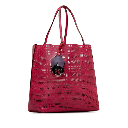 Dior Perforated Cannage Dioriva Tote (SHG-B6R2WX)