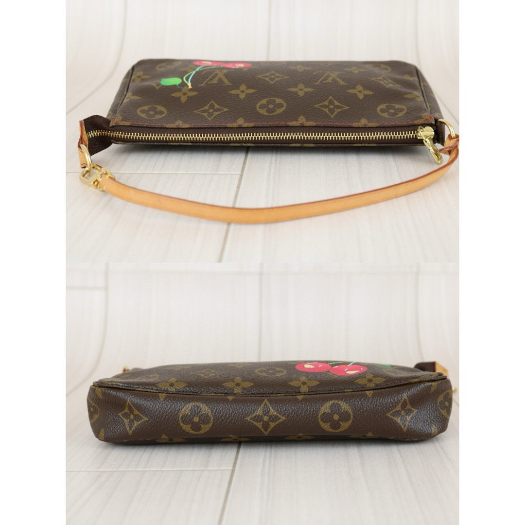 Very Good ( Rank A)｜ LV Takashi Murakam Cherry Monogram Pochette Accessoires ｜B25011008