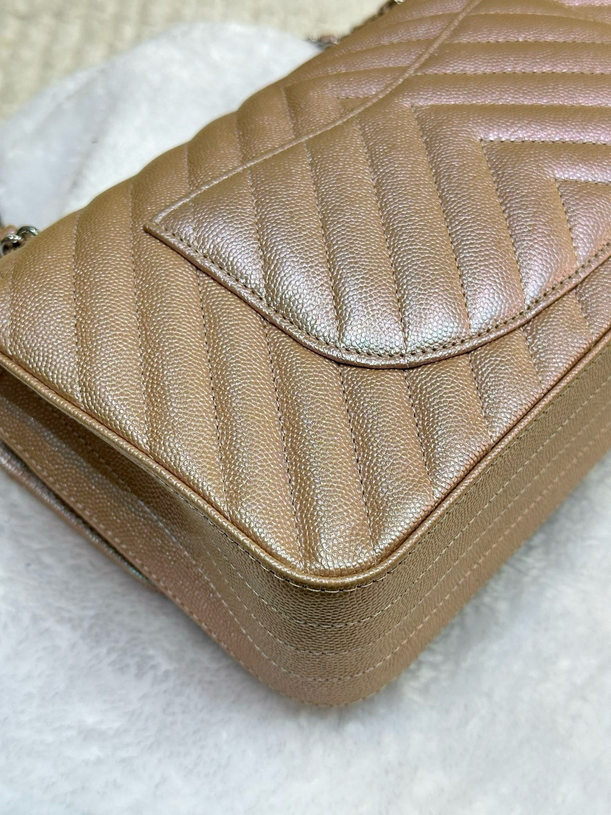 Chanel Medium Classic Chevron Caviar Double Flap 17B Rose Gold SHW