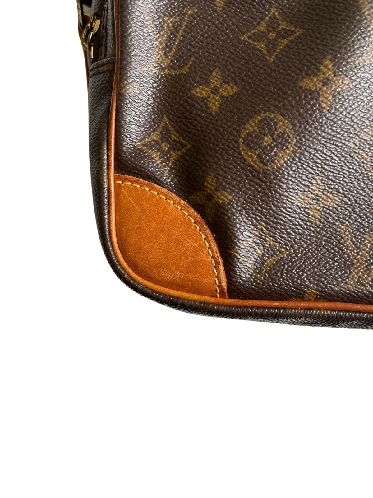 Louis Vuitton Nil MM Monogram