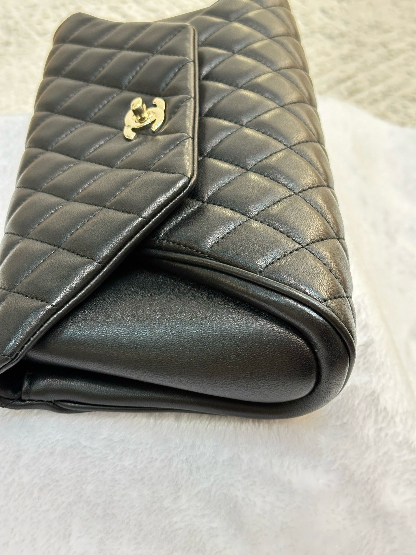 Chanel Lambskin Quilted Fold Up Again Clutch Black