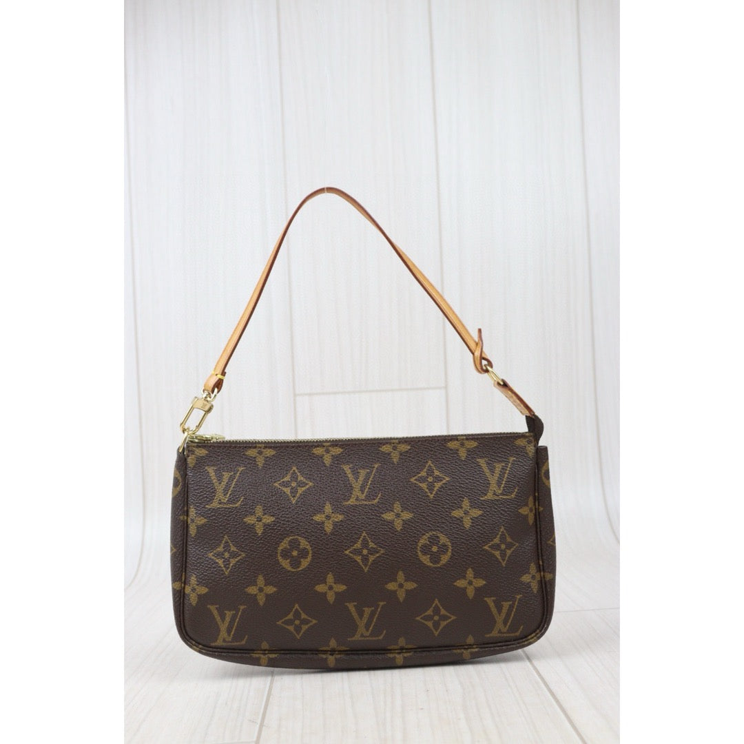 Good ( Rank AB)｜ LV Monogram Pochette Accessoires Vintage Model｜24080608