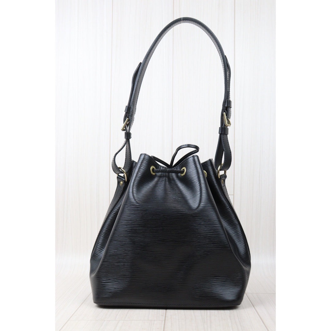 Good ( Rank AB)｜ LV Epi Noe Shoulder Bag Black｜V24101010