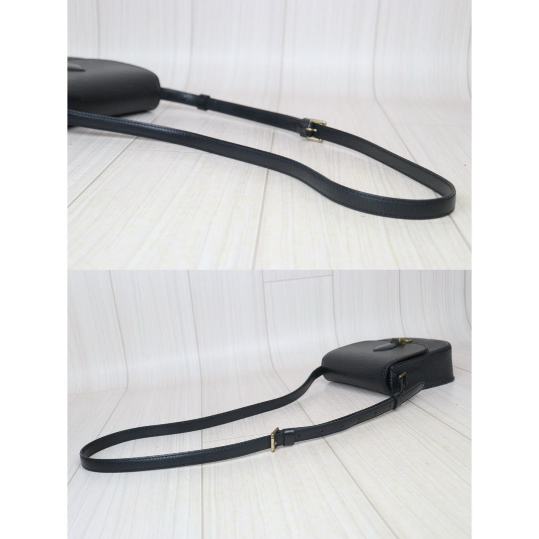 Very Good ( Rank A) ｜LV Epi Saint-Cloud PM Shoulder Bag｜24091917