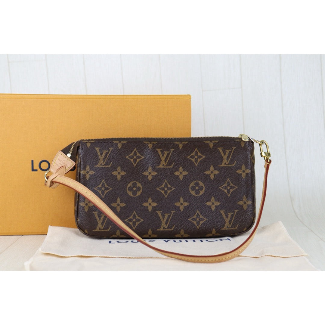 Very Good ( Rank A)｜LV Monogram Pochette Accessoires Current Model IC Chips｜S25051204