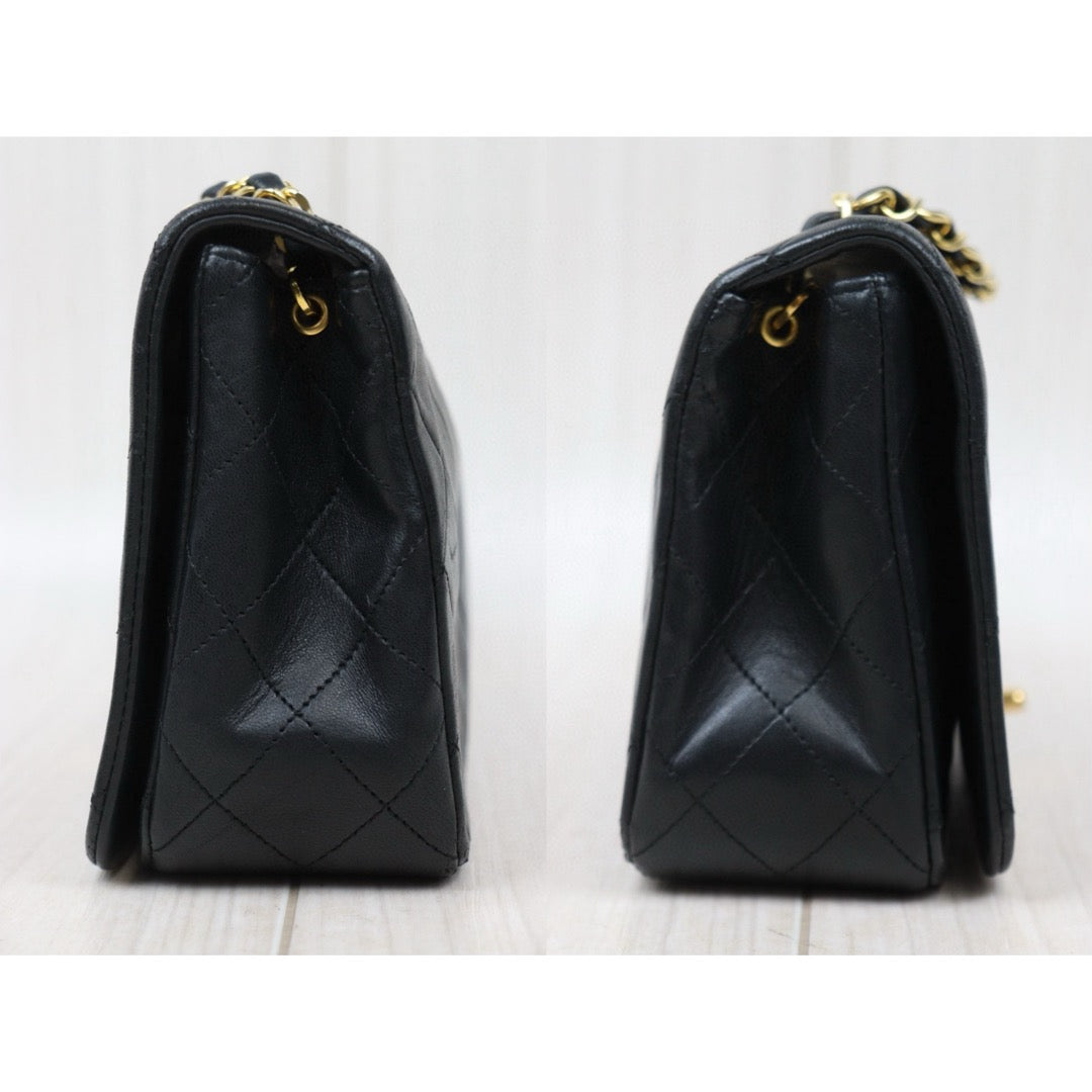 Good ( Rank AB)｜ CHANEL Matrasse Lamb Skin Chain Bag Black Made in 1989-1991 Year｜P25031407