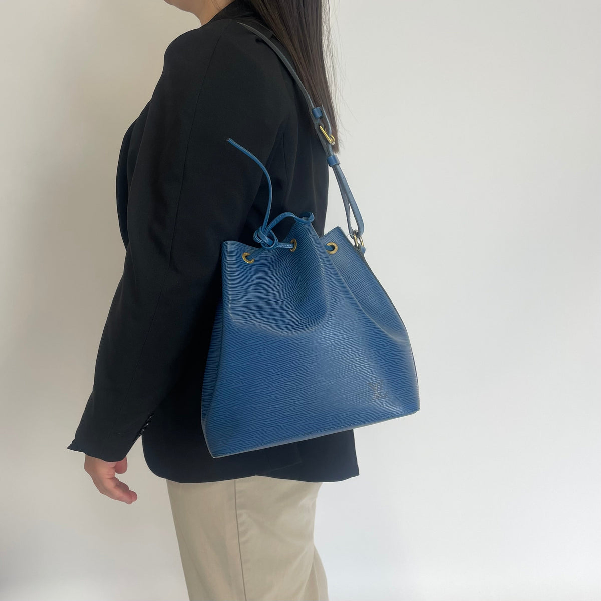 Louis Vuitton Vintage Epi Noe Blue AR0926