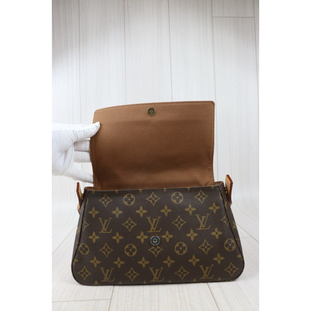 Rank A｜ LV Monogram Looping Mini Shoulder Bag ｜24081907