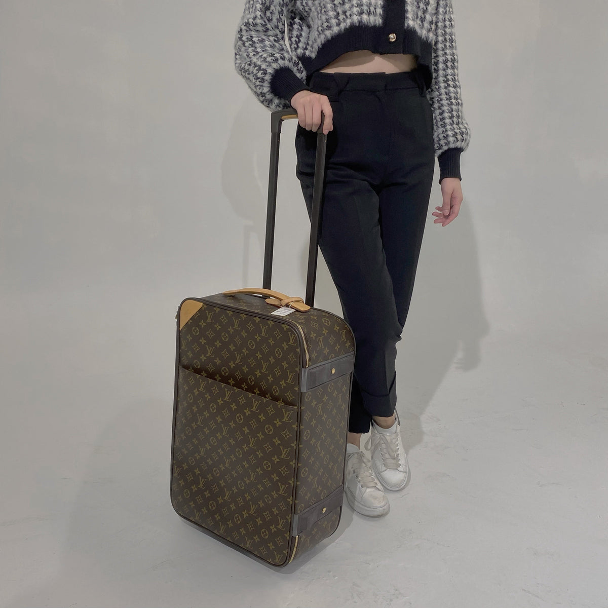 Louis Vuitton pegase 55 carry on