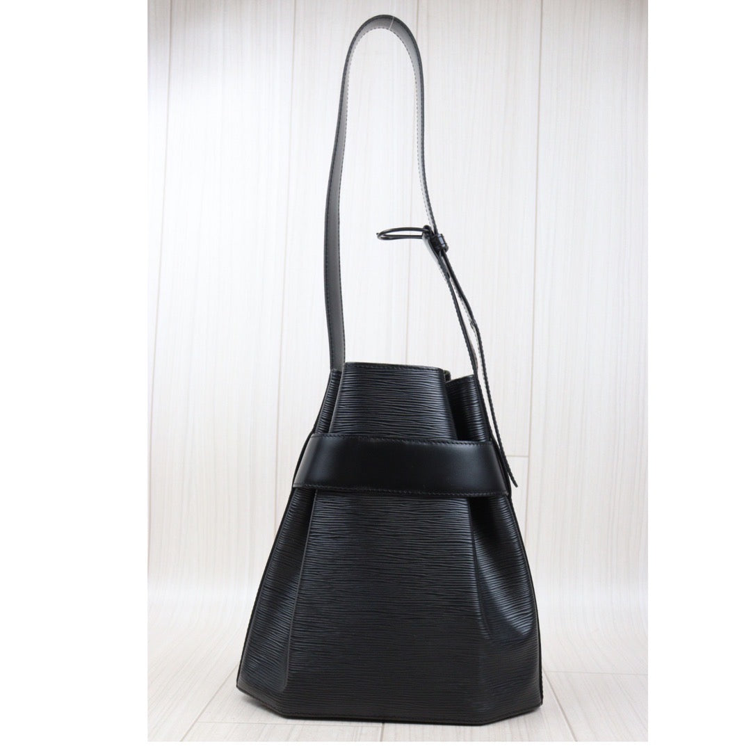 Rank A ｜ LV Epi Sack de Paul Shoulder Bag｜24041121