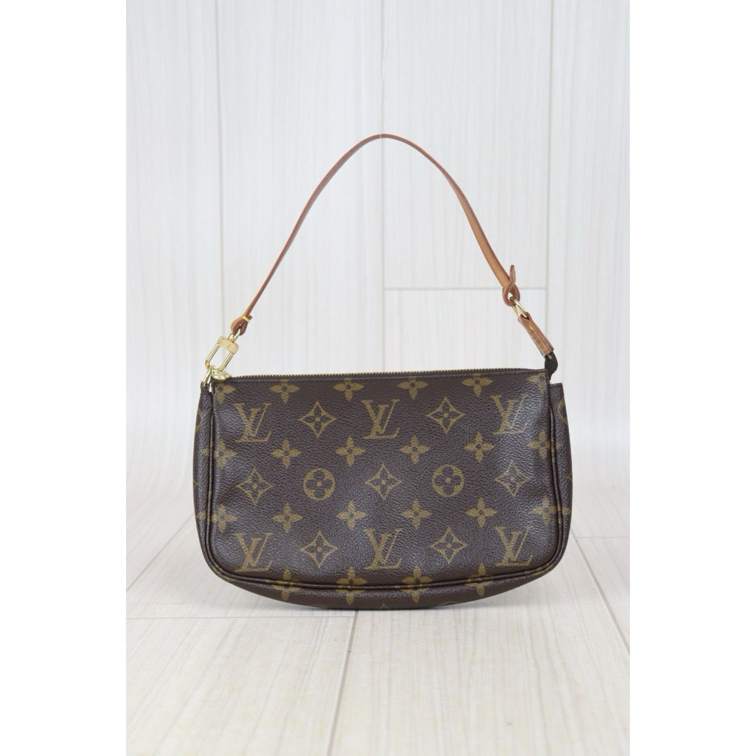 Good ( Rank AB) ｜ LV Monogram Pochette Accessoires Vintage Model｜24091804