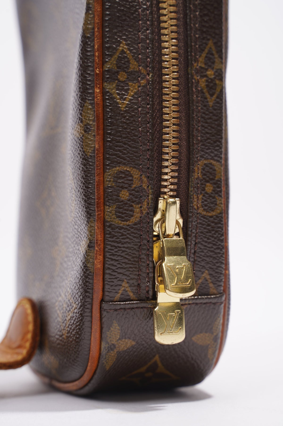 Louis Vuitton Pochette Gange Monogram Canvas