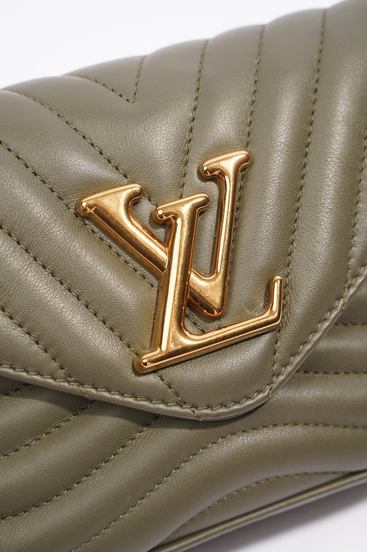 Louis Vuitton New Wave Multi Pochette Khaki Calfskin Leather