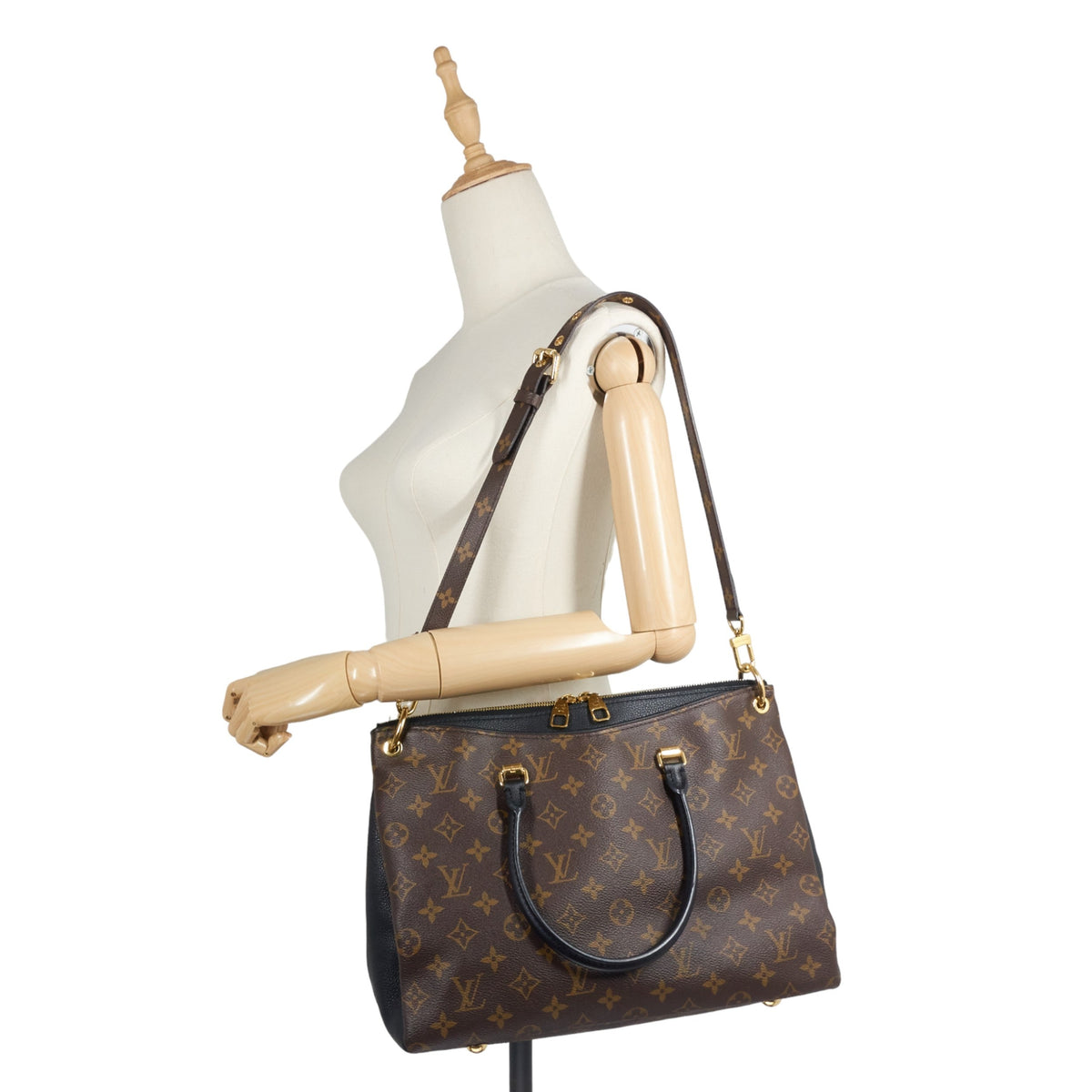 LOUIS VUITTON Pallas MM Monogram Canvas Bag
