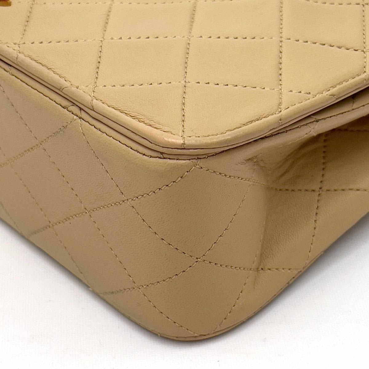 Vintage Chanel Shoulder Bag Lambskin Beige