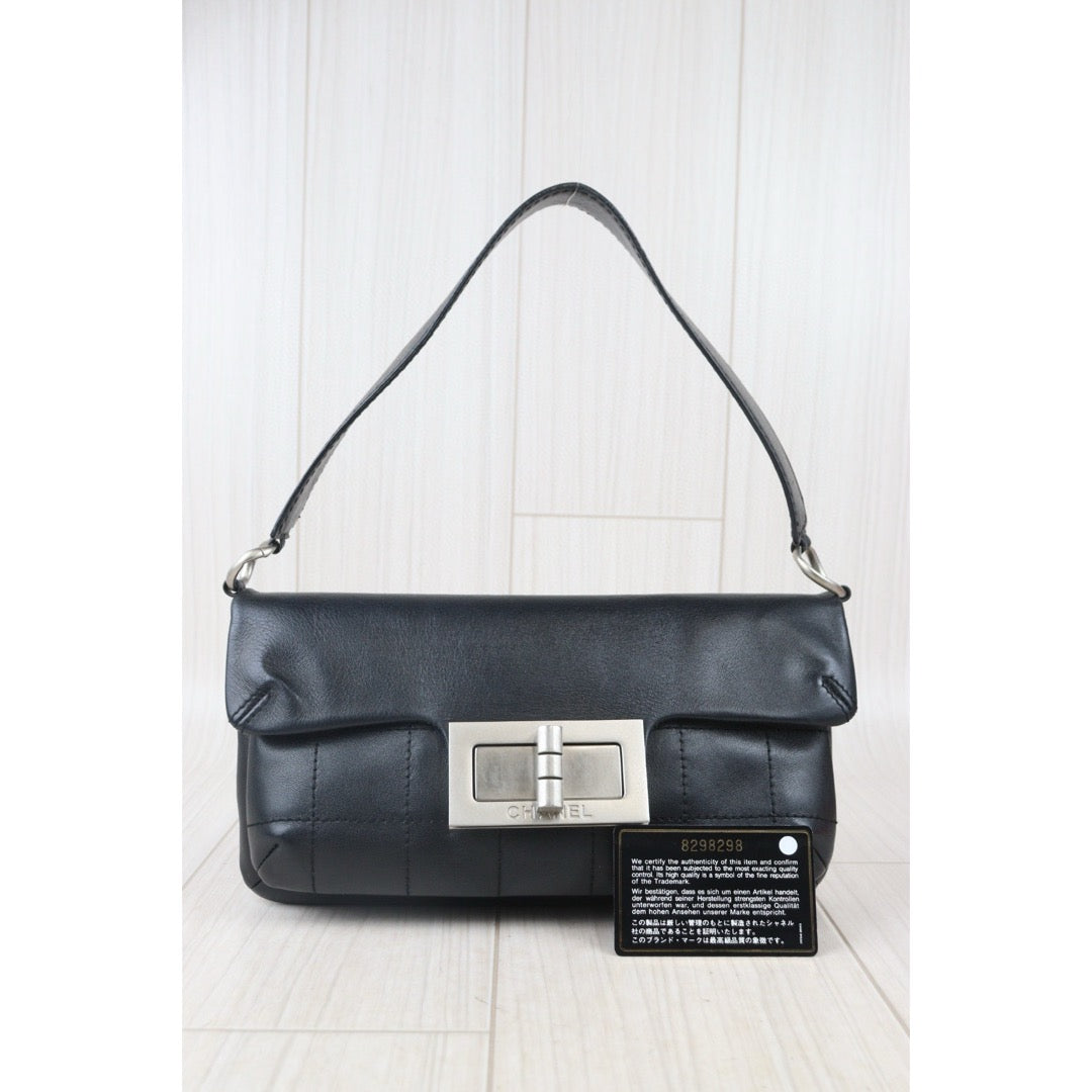Good ( Rank AB) ｜ CHANEL Lamb Skin 2.55 Matelasse Black Shoulder Bag Made in 2003-2004Year｜Y24082605