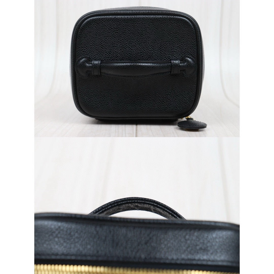 Very Good ( Rank A) ｜ CHANEL Caviar Skin Vanity Handbag  Made In 2000～2002 Year ｜25041011