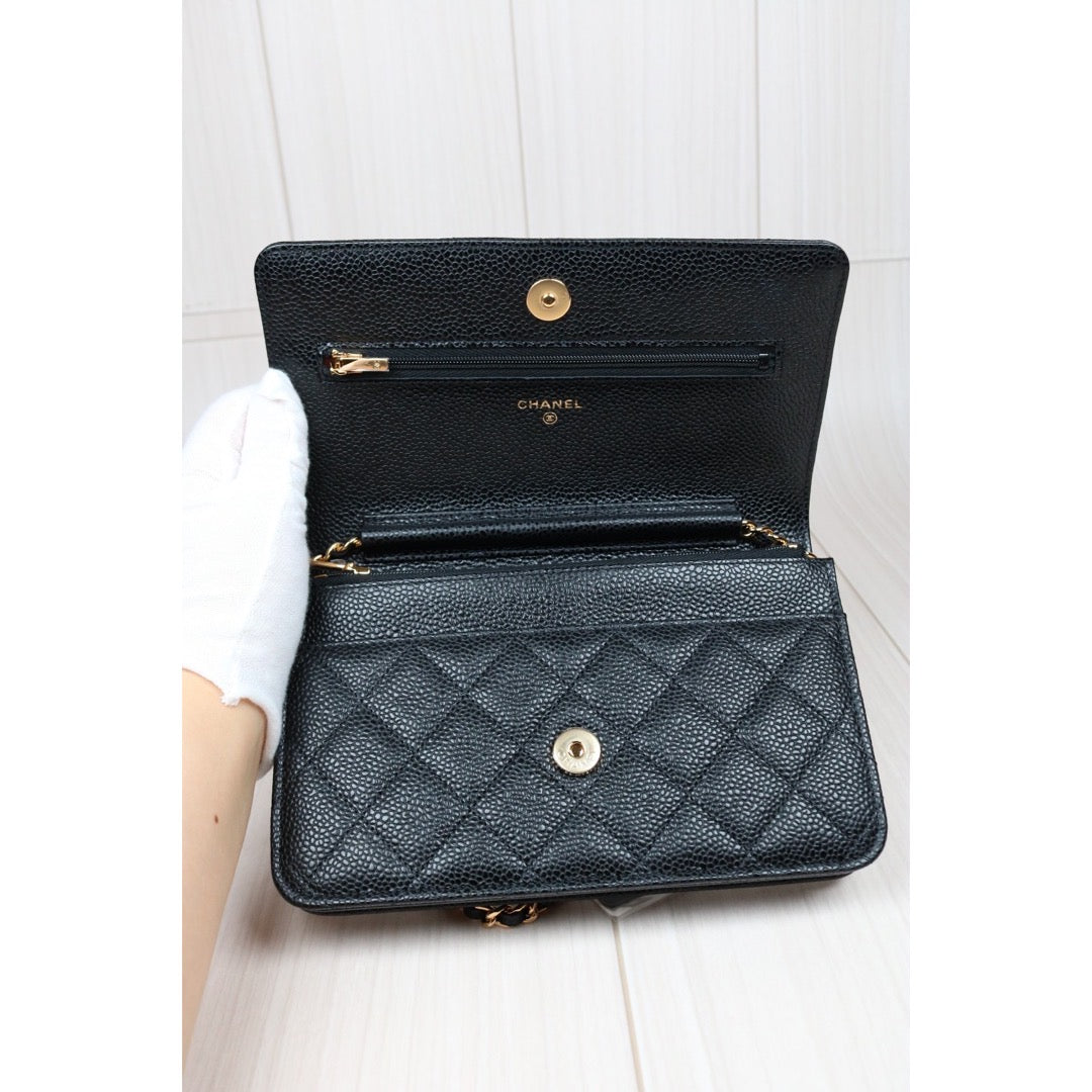 Rank SA｜ CHANEL Matelasse Caviar Skin Chain Wallet Black Gold Hardware Made in 2020-2021 Year ｜S24061101