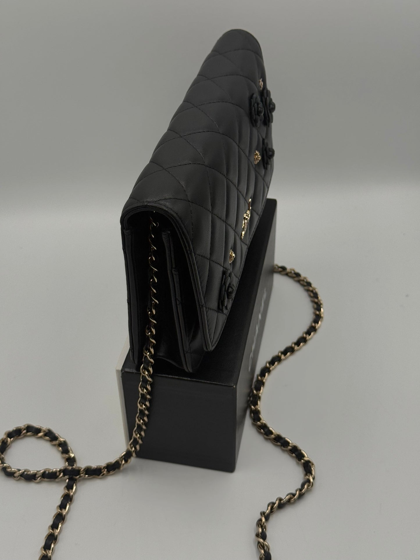Chanel - Sac Wallet on chain édition Camélia